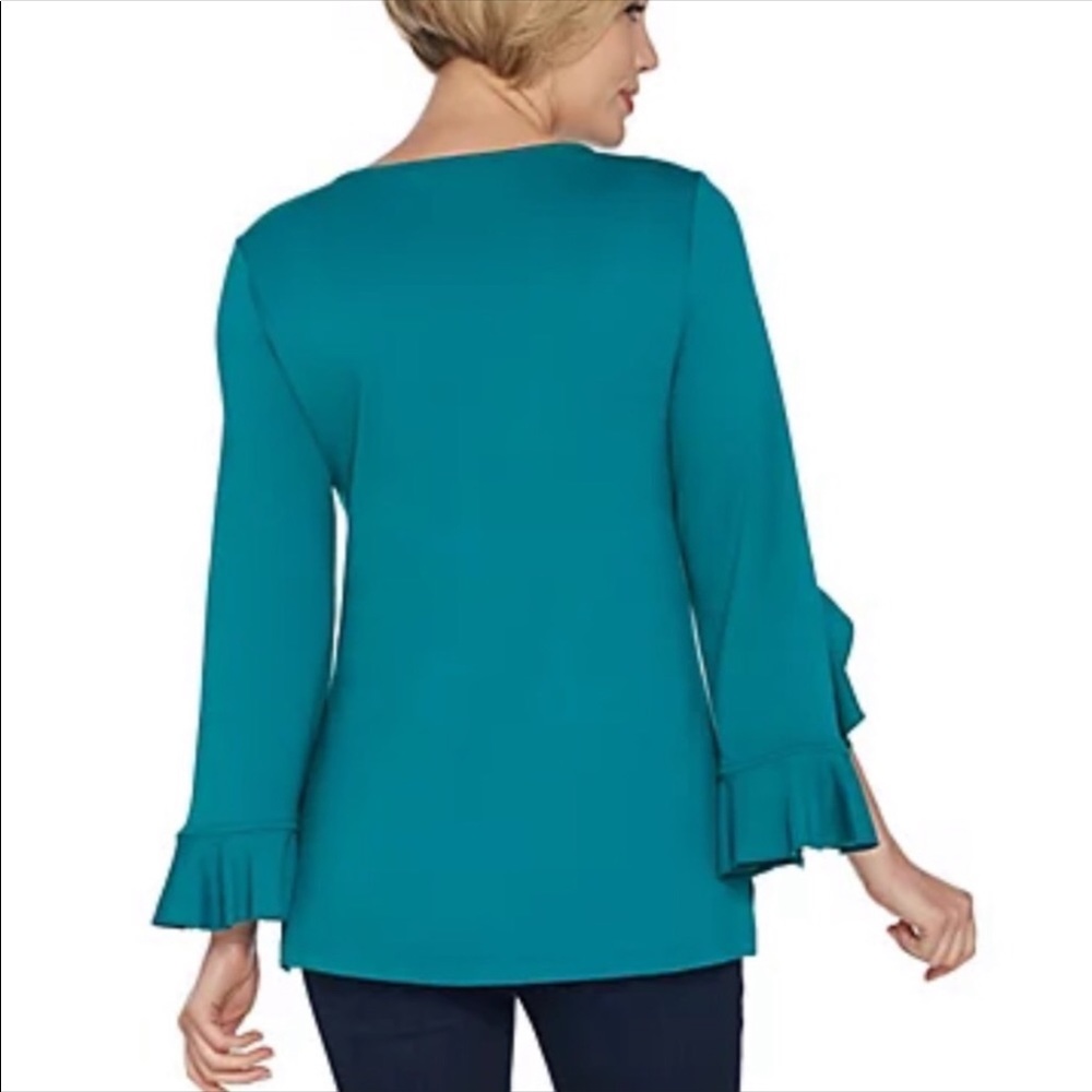 CLEARANCE | Isaac Mizrahi Keyhole Knit Top w/Split Ruffle Fluted Sleeve Blouse - Picture 3 of 14